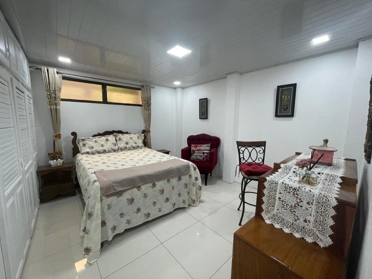 Alicia'S Place 10 Min From Airport Daire Alajuela Dış mekan fotoğraf